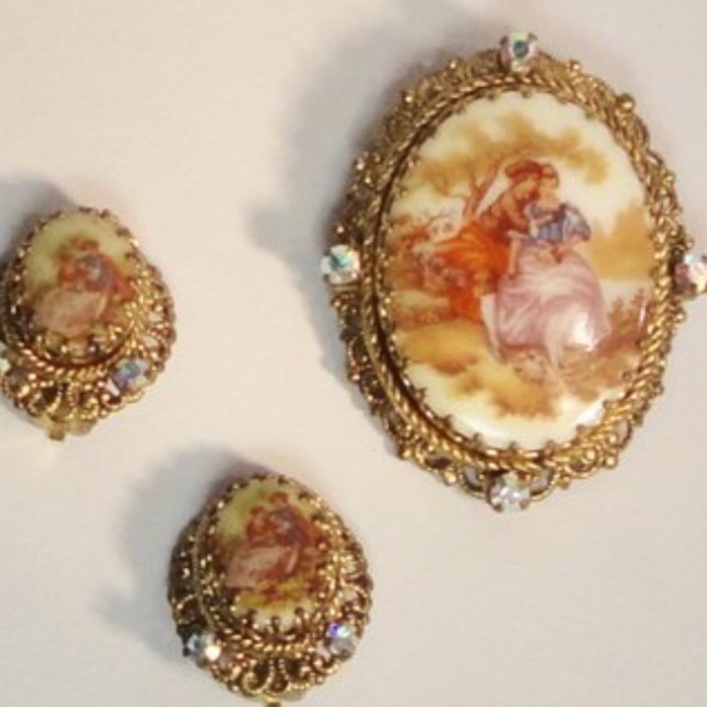 Meet your Posher, Mary beth